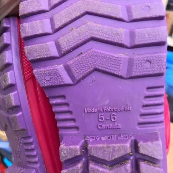 Toddler rain boots - Picture 2 of 2